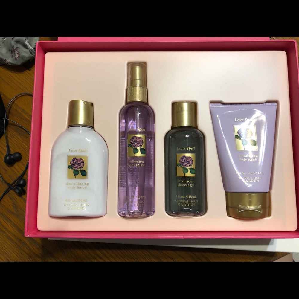 Victoria Secret Love Spell Set
